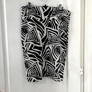 LulaRoe Zebra Print Pencil Skirt - Size M